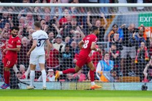 Hasil Pertandingan Liverpool vs Tottenham: Skor 4-2